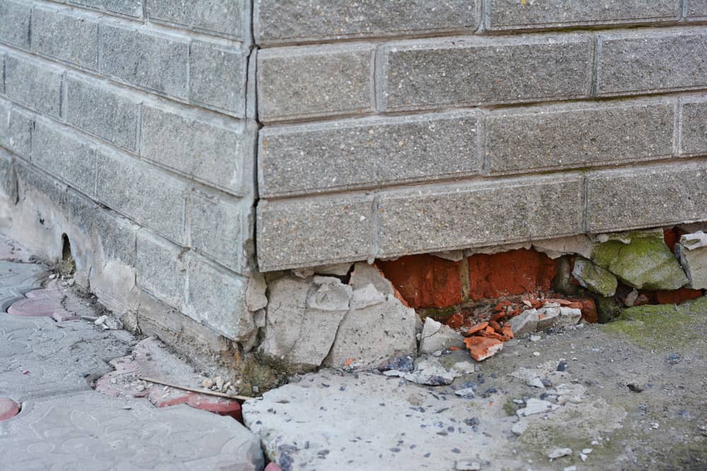 C4U Inspections - Kelowna Home Inspector | Damaged Foundation